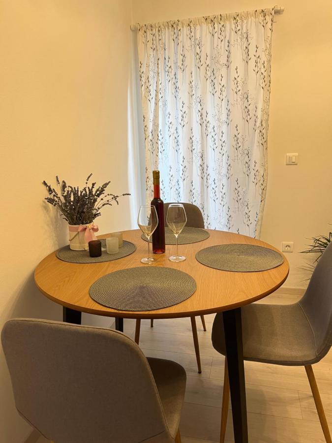 PUY Apartment A & N With Free Private Parking מראה חיצוני תמונה